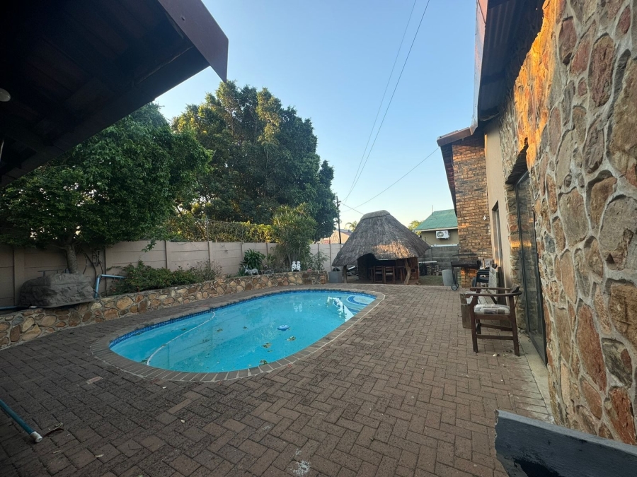 4 Bedroom Property for Sale in Bodorp North West